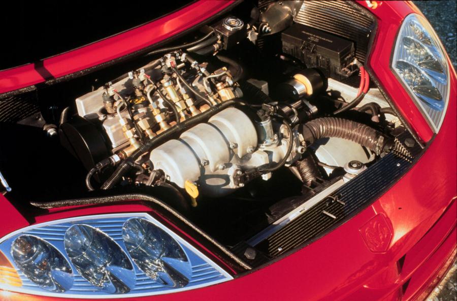  Dodge Intrepid ESX2 Concept 1998 года  (фото 9 из 28)